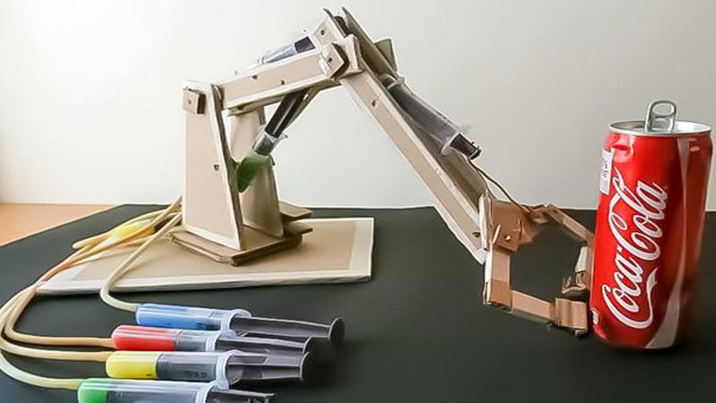 cardboard-robotic-hydraulic-arm.jpg