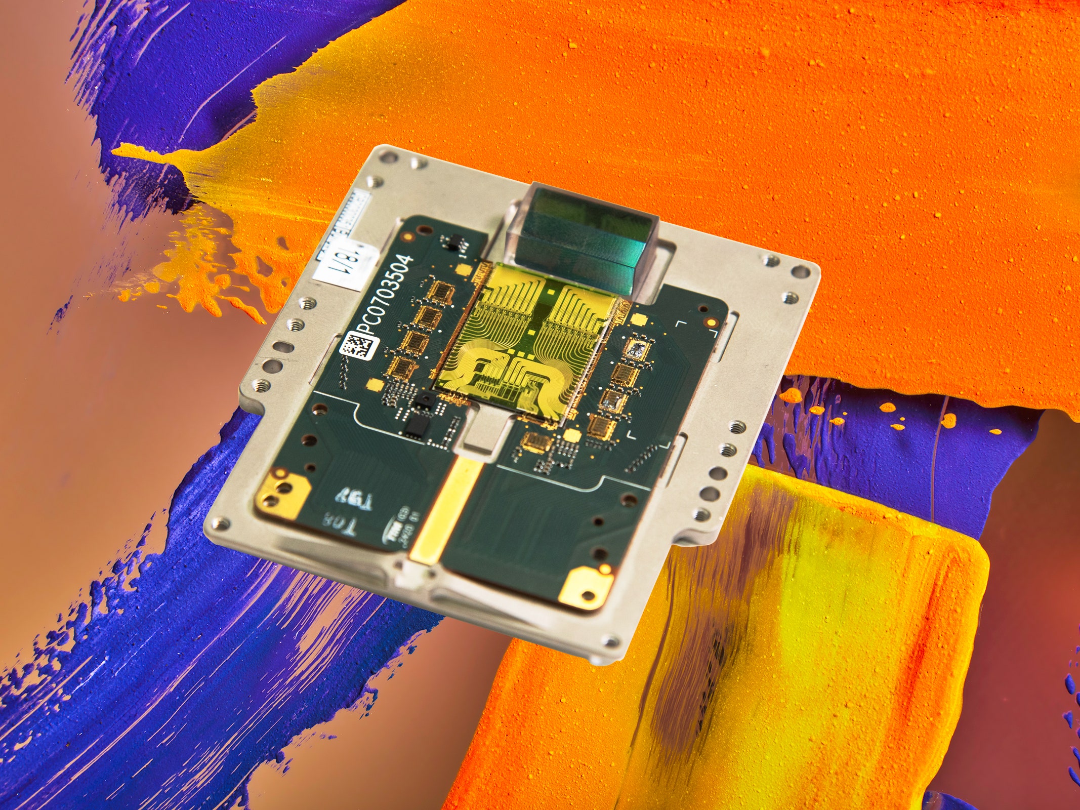 Gear-CES-Mobileye-Intel-Chip.jpg