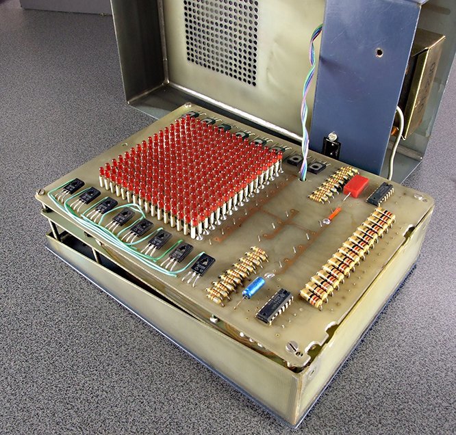 C64Px7TWgAAYOUq (1).jpg