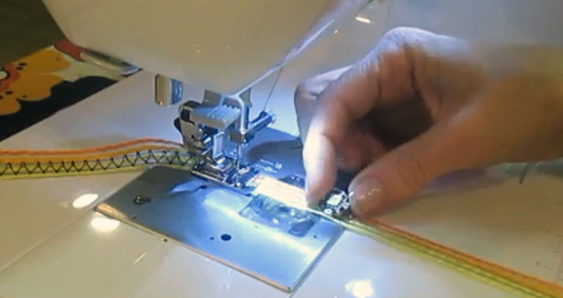 sewing-parallel-lines-conductive-thread.png