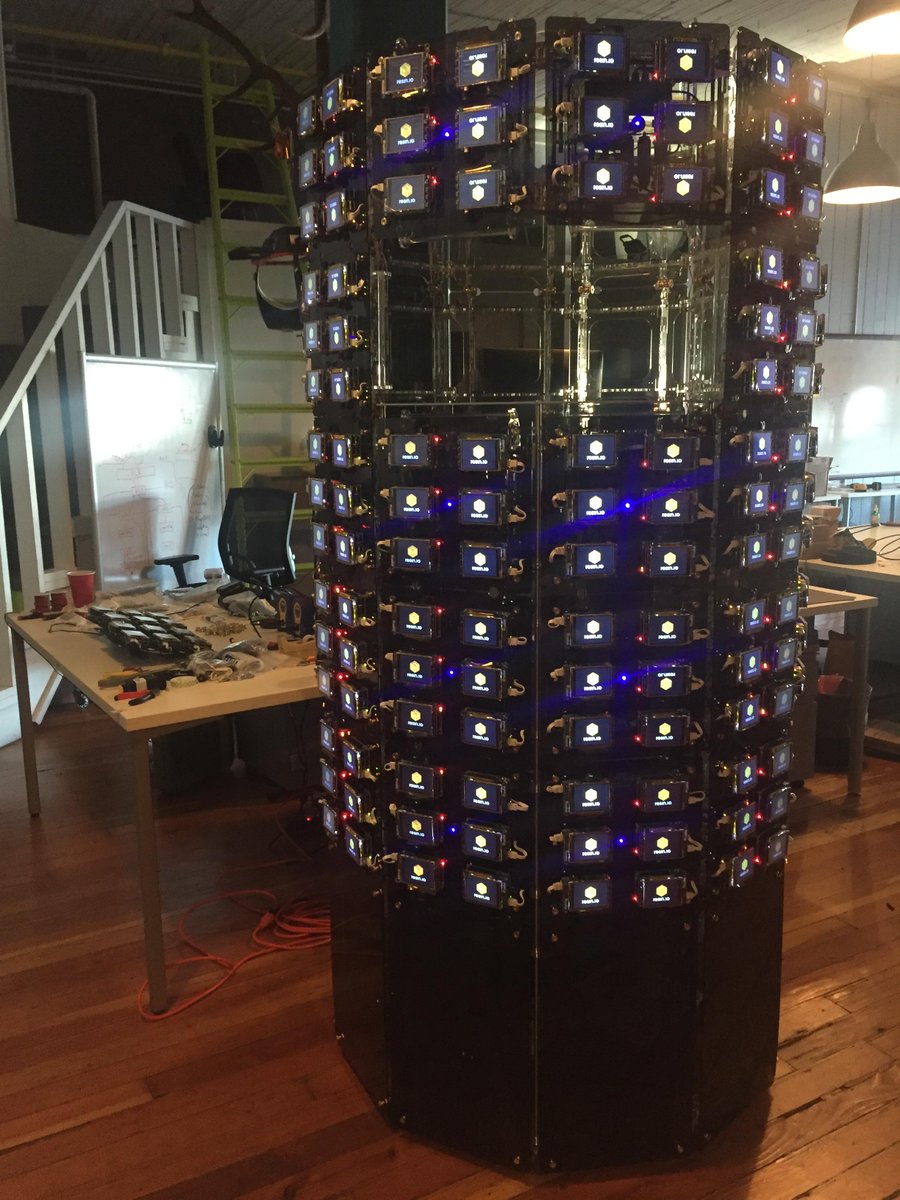 C10UyWoUQAIBzUF (2).jpg