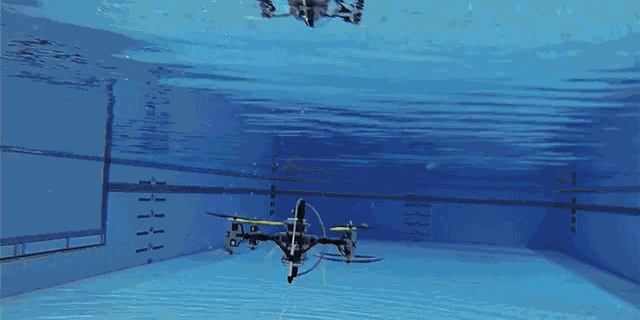 landscape-1449252396-underwaterdrone.gif